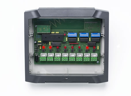 Empf&auml;nger FE-8 RG als Wandger&auml;t mit 8 Relaisausg&auml;ngen